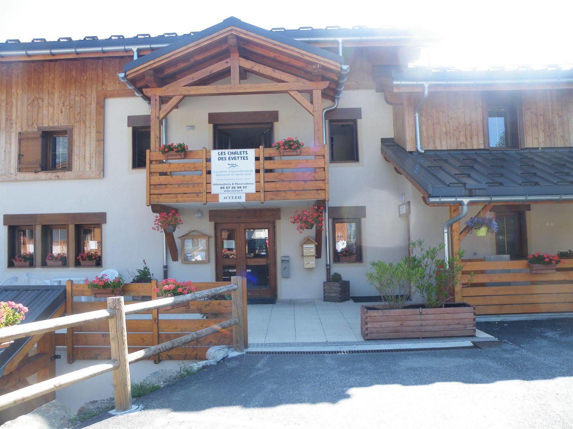 Residence Nemea Les Chalets Des Evettes Flumet Bagian luar foto